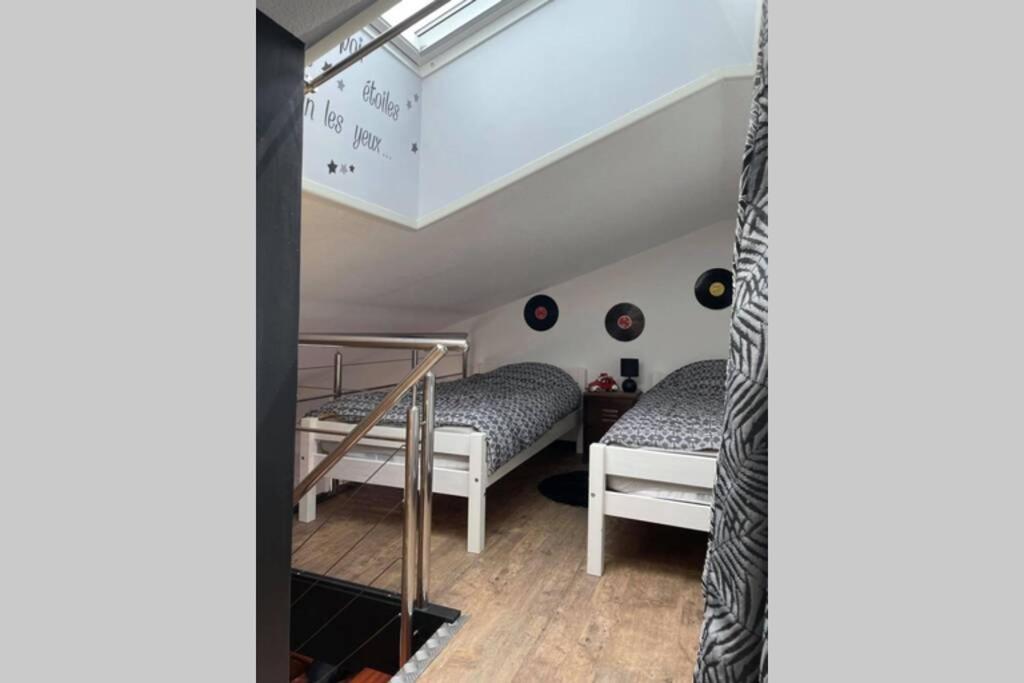 Superbe Appartement Renove Avec Acces Direct Plage ブルティニョール・シュル・メール エクステリア 写真
