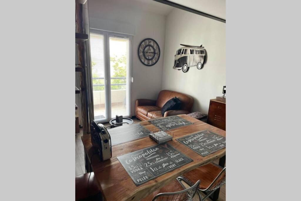 Superbe Appartement Renove Avec Acces Direct Plage ブルティニョール・シュル・メール エクステリア 写真