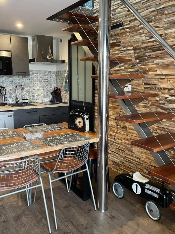 Superbe Appartement Renove Avec Acces Direct Plage ブルティニョール・シュル・メール エクステリア 写真